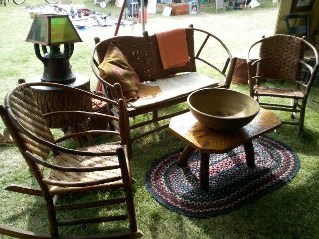 Americana,
                Country Primitives, Period Antiques, Arts and Craft era,
                Mission, Lighting, Signs, Gas and Oil