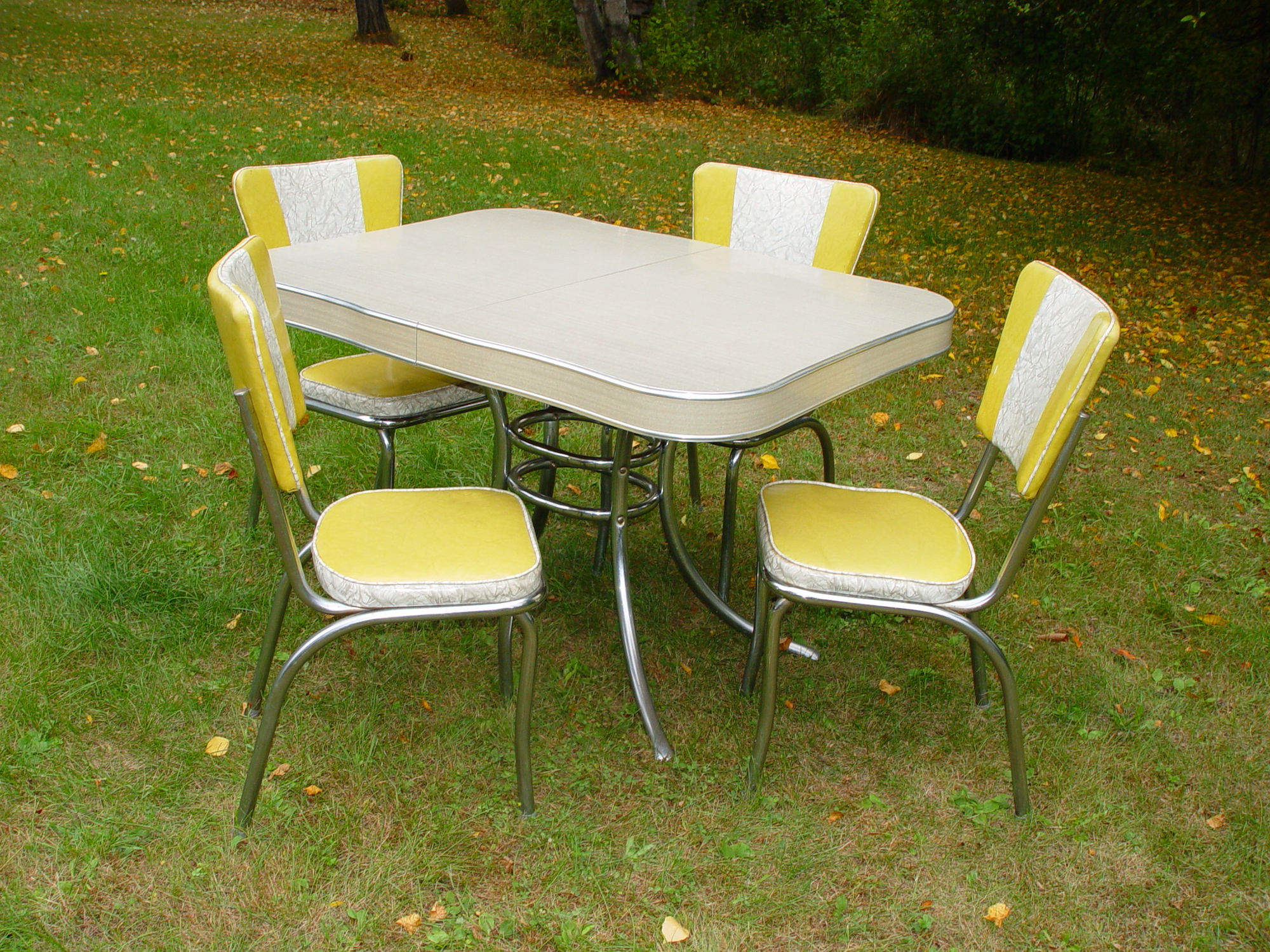 Mid Century Yellow and
White Formica Kitchen Dinette
Set, 7 Pc Set