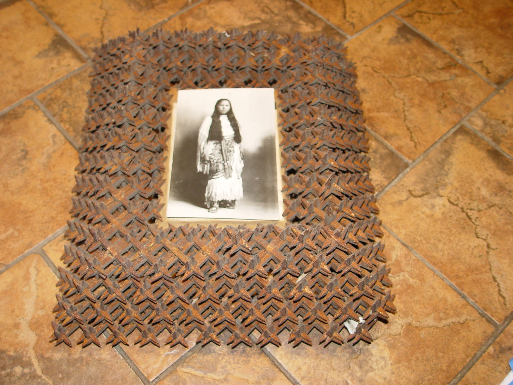 19th c. American Tramp Art
Frame Crown of Thorns
