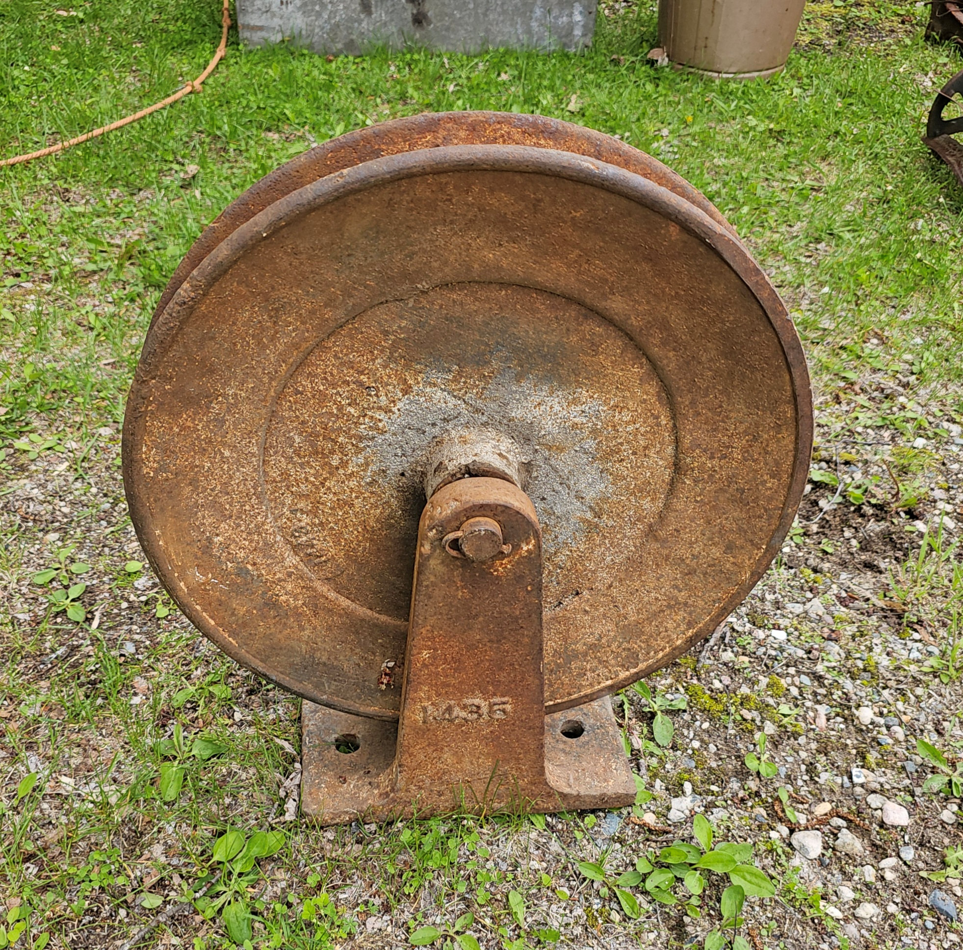 19"
                        Huge Iron Pulley with Floor Mount; Rustic,
                        Nautical, Steampunk, Cabin, Industrial