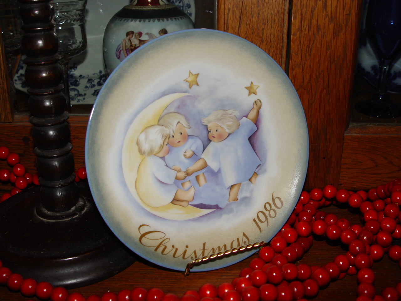 Schmid 1986
                                        Christmas Plate Tell The Heavens
                                        Berta Hummel by F.X. Schmid ~
                                        Great Gift idea