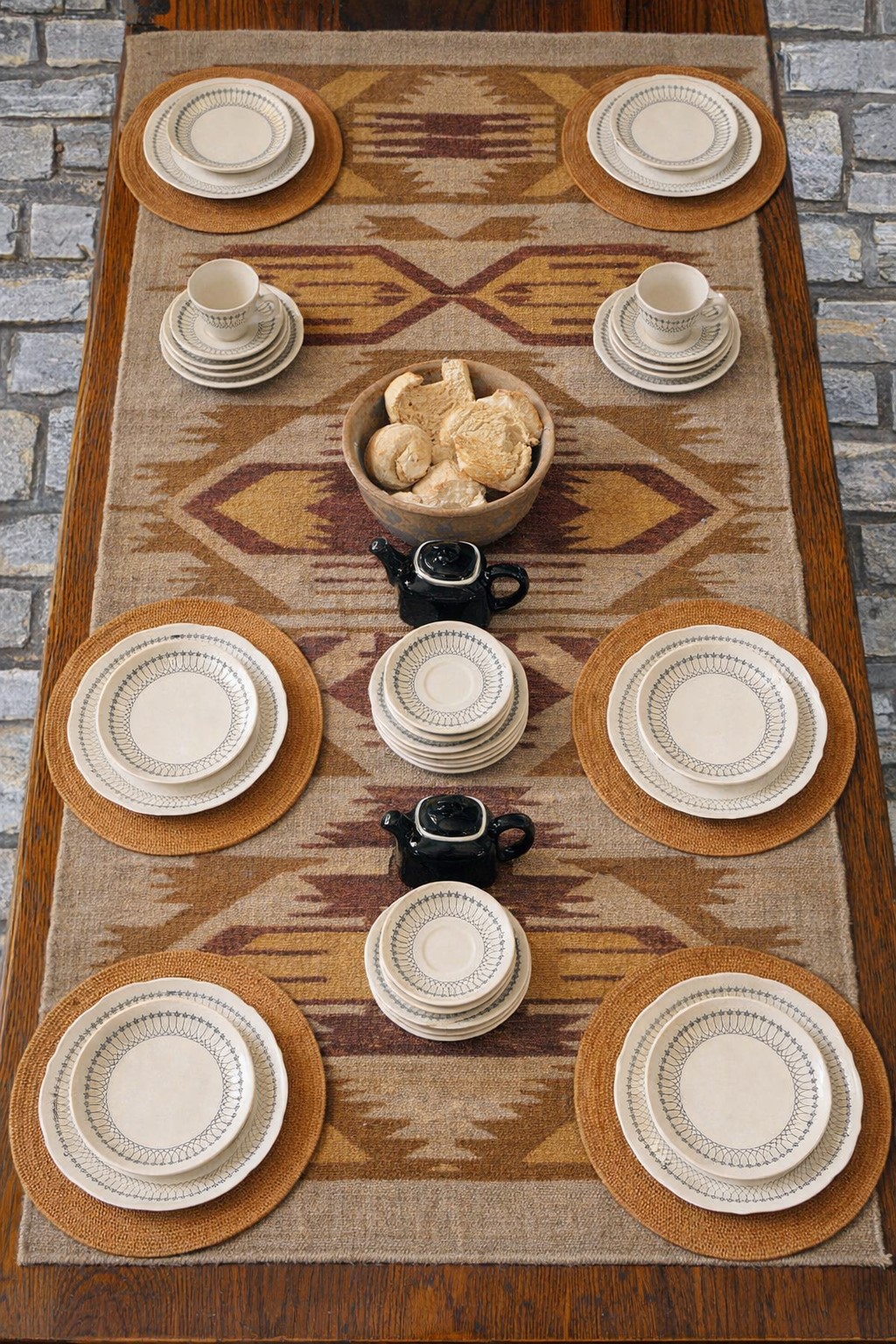 Lrg. Syracuse China Black
                                        Lace Winthrop Fleur de Lis
                                        Restaurant Set