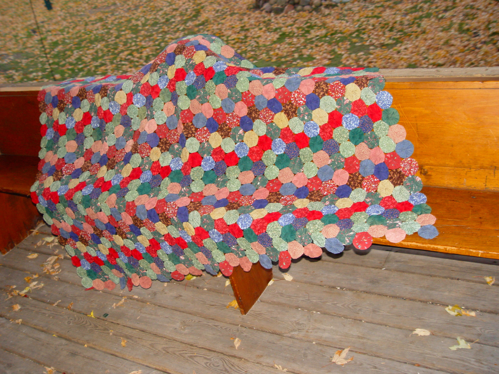 Vintage Vibrant Yo Yo Quilt Coverlet, Hand Made,
55" x 64"