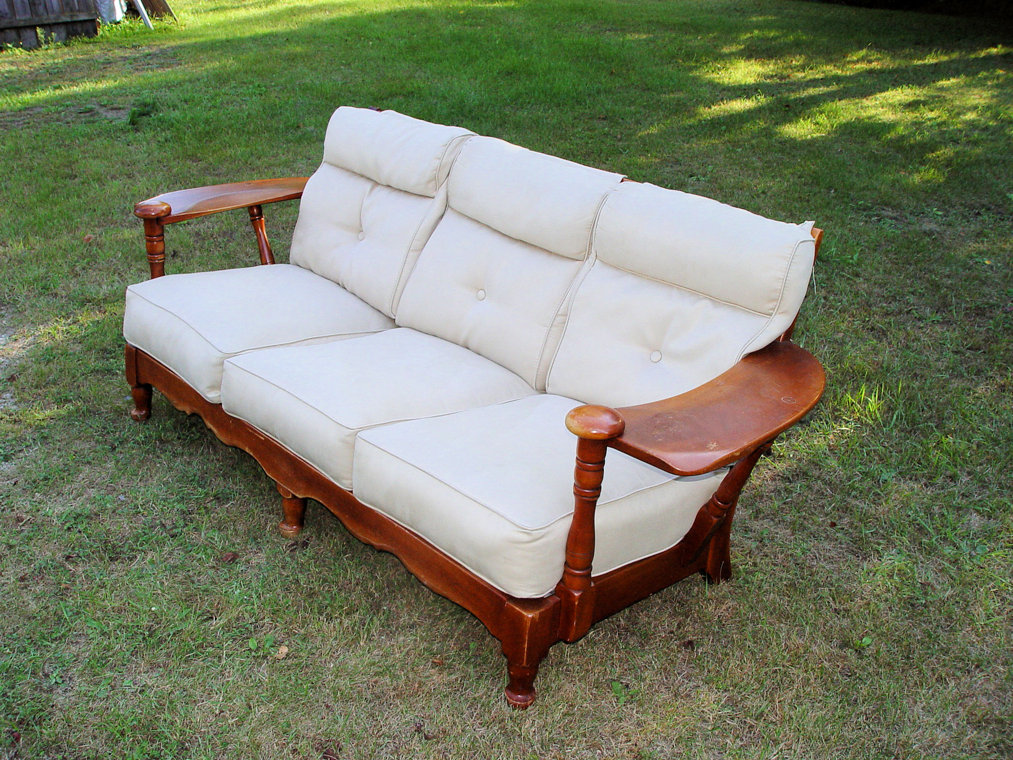 Scarce
                                        Paddle Arm Cushman Colonial
                                        Couch; Old Bennington