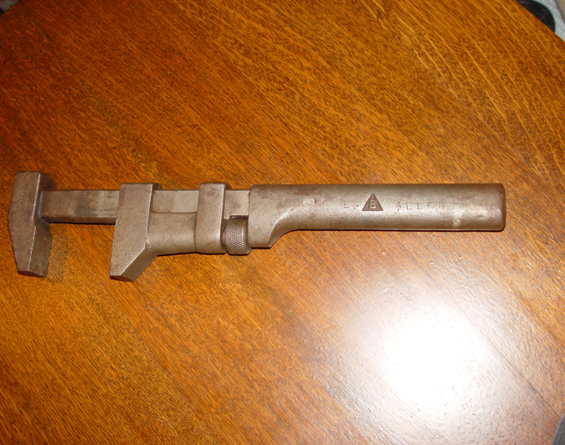 Early 20th c. Railroad Coes
                                        Adjustable B Steel 15 inch
                                        Monkey Wrench