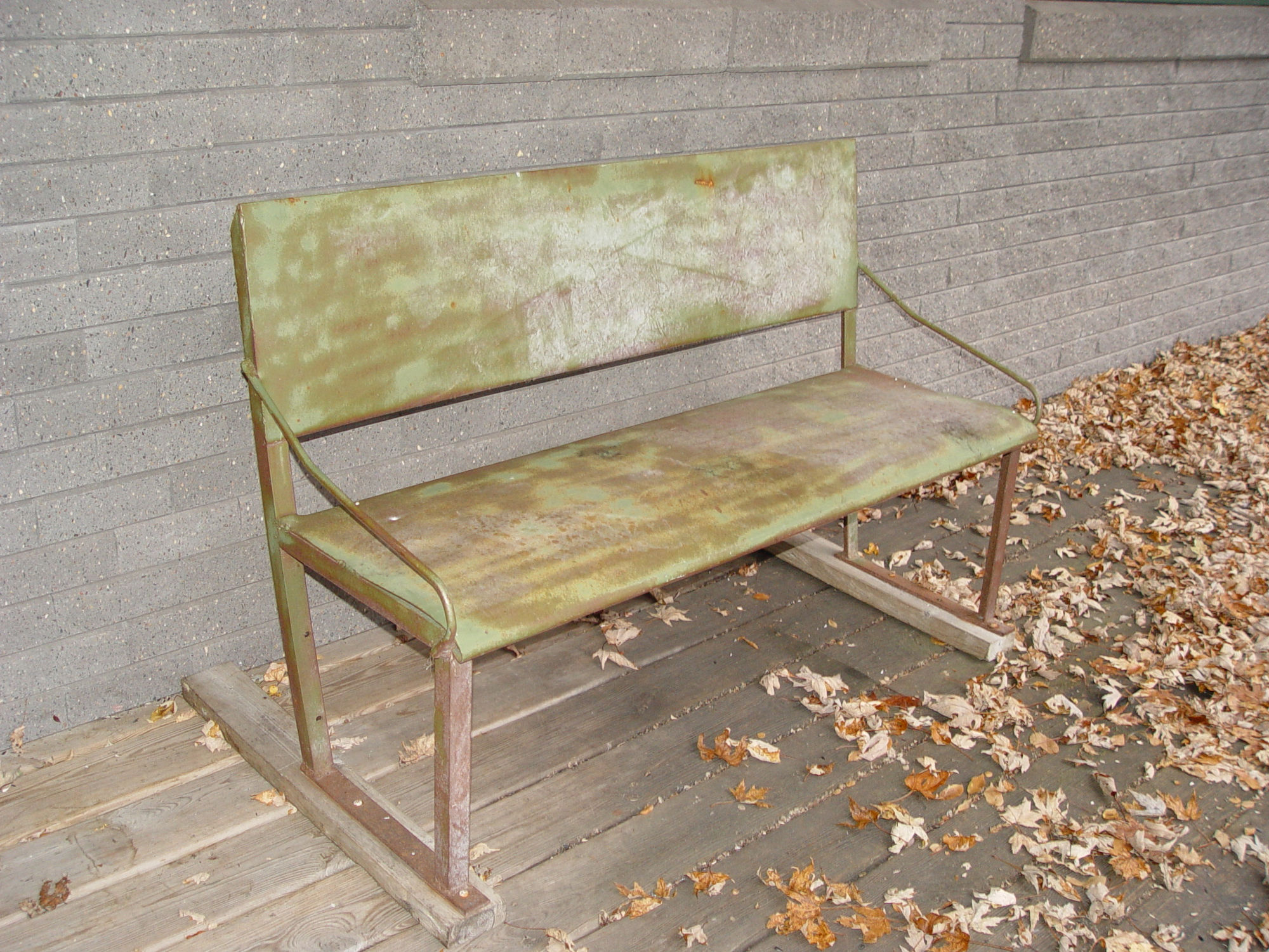 Vintage handmade metal dock
                                        bench, Lake, Pond, Garden etc.