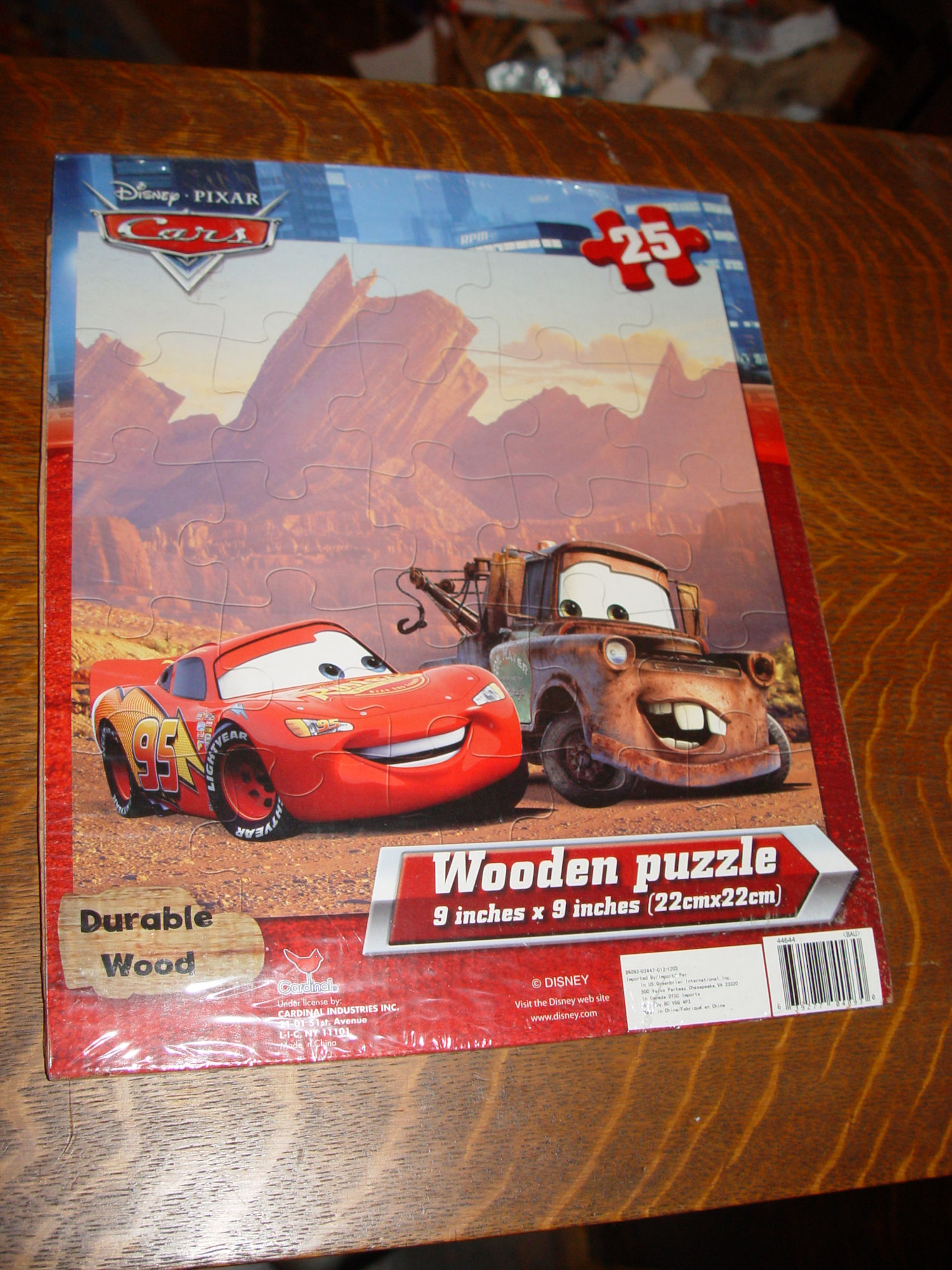Wooden Disney Pixar Cars
                                        Jigsaw Puzzle 25 pc Lightning
                                        McQueen & Mater