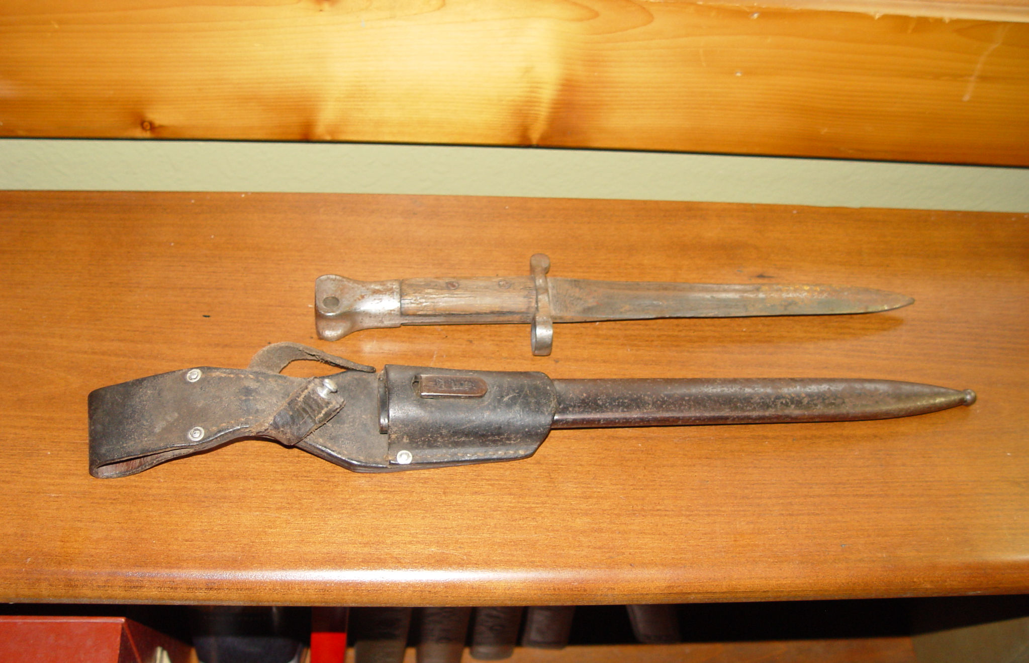 Original German WWII 1930s
                                        - 40s Bayonet and Scabbard