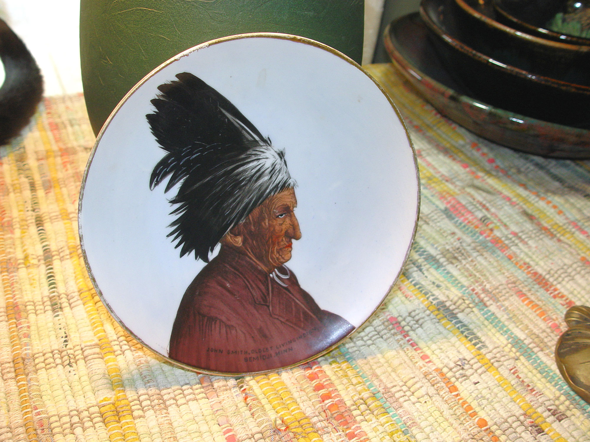 Souvenir plate 'John Smith
                                        Native American Indian' Jonroth
                                        Studios Germany