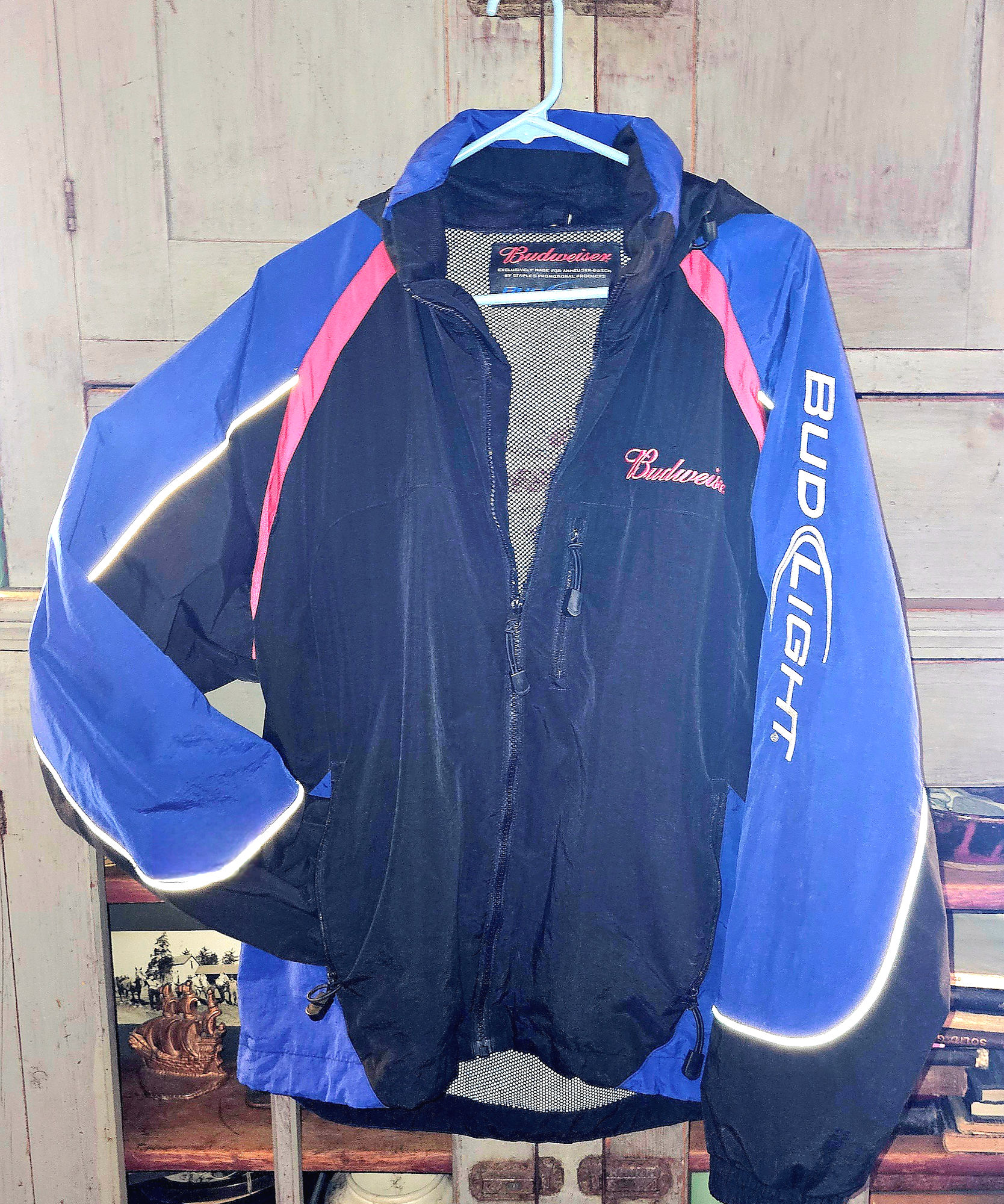 Anheuser-Busch Budweiser Promotional Jacket
                        Full Zip Hooded Men's M