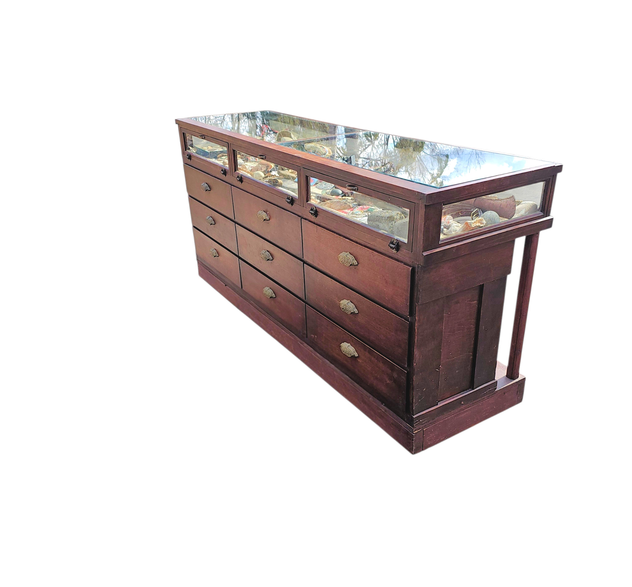 Antique Haberdashery Store Counter Display Case (c.
1890–1915)