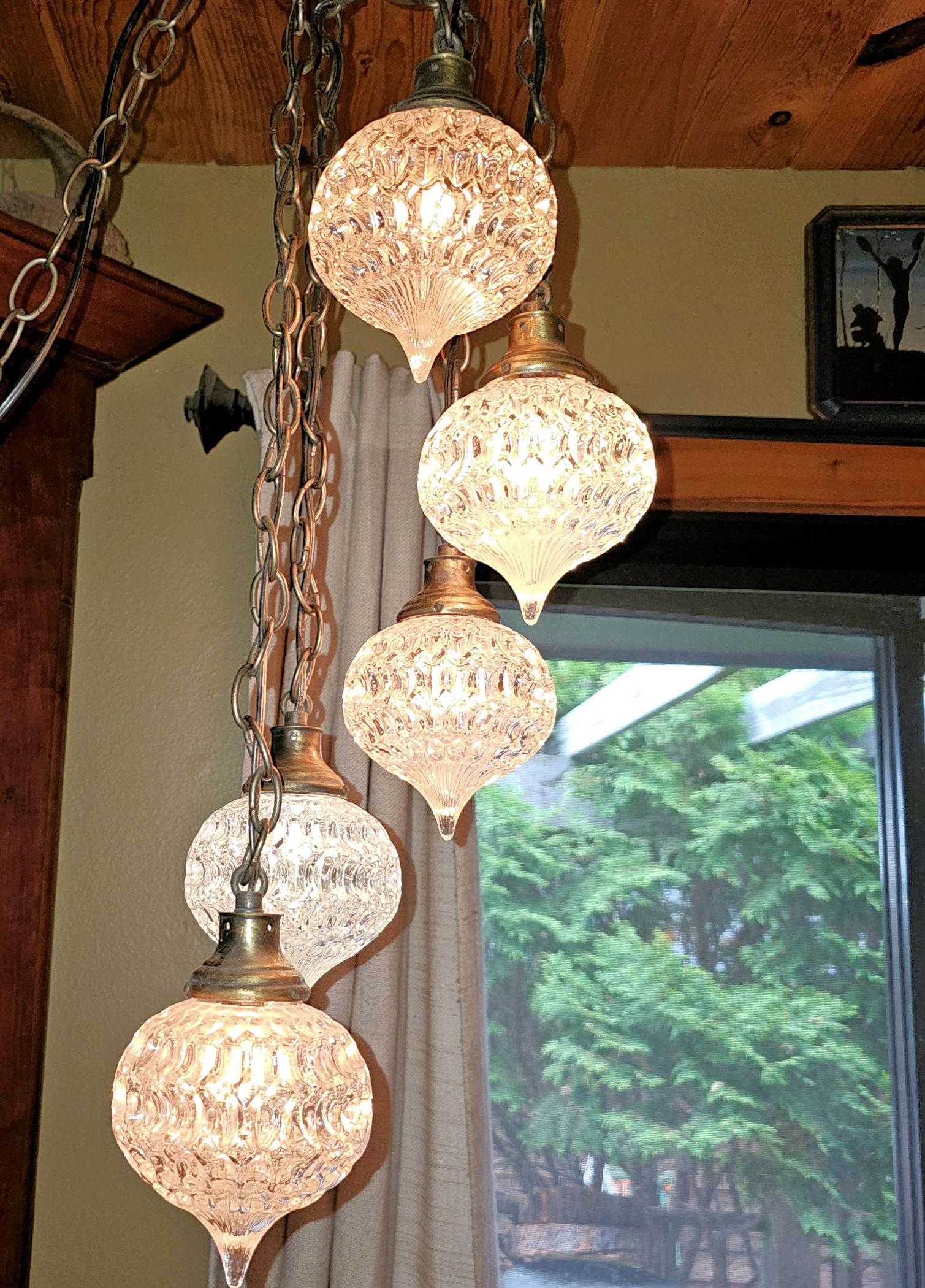 Mid-Century 5 Globe 5 Tier Hollywood Regency
Teardrop Swag Lamp