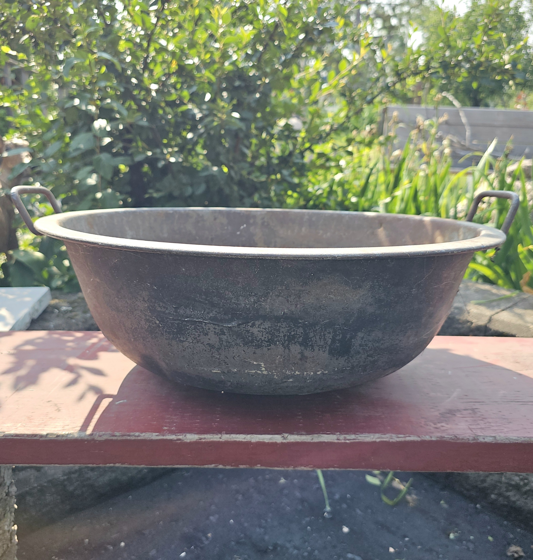 Rustic Logging Camp Kitchenware - Early 19.5"
Steel Double Handled Mixing Bowl