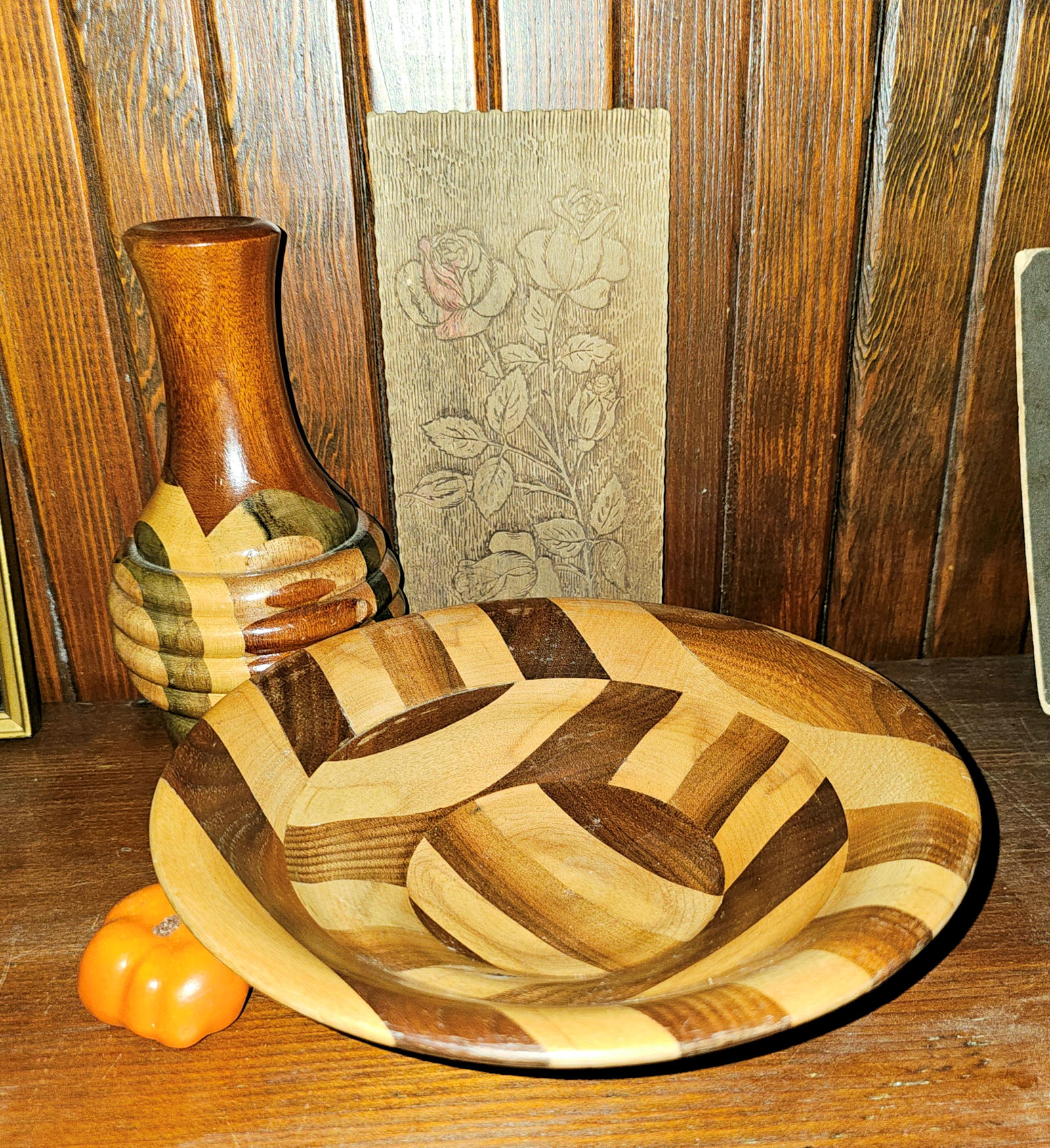 2-Pc Vtg
Hand-Turned Segmented Wooden Set - Matching
Mosaic Hardwood Bowl & Vase