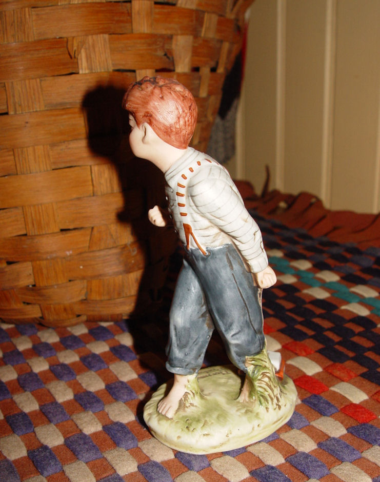 1973 Rockwell 'Redhead' Saturday Evening Post
                  Figurine