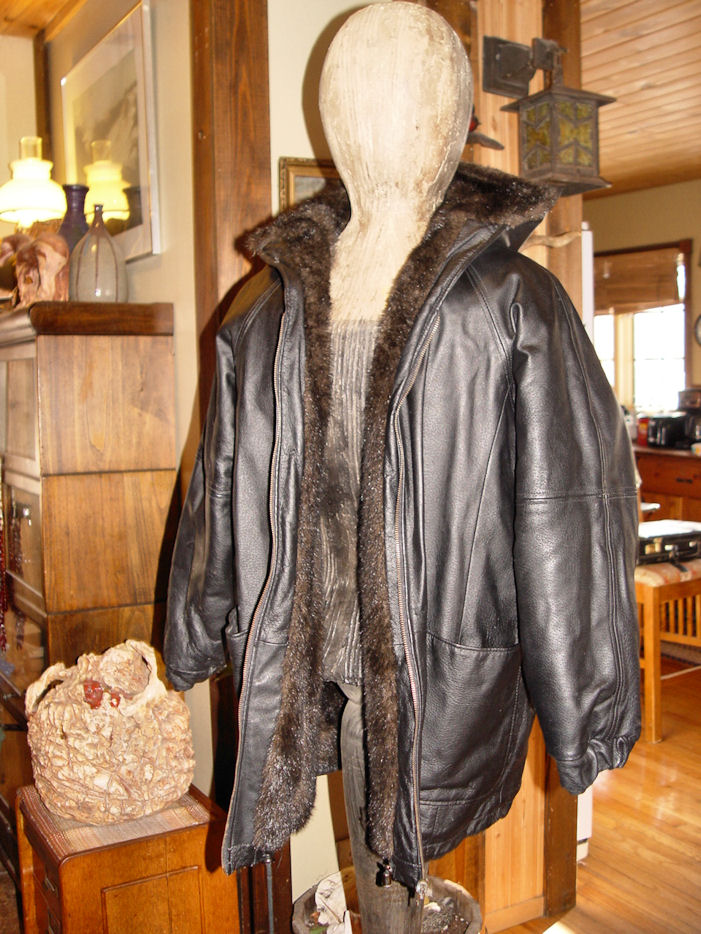 G4000
                        Leather, Fur Vintage Sport Jacket Size Small
                        Reversible Hooded